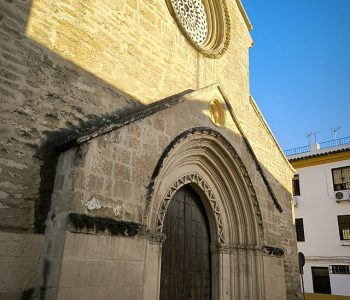 Iglesia_de_la_Magdalena_portal_principal